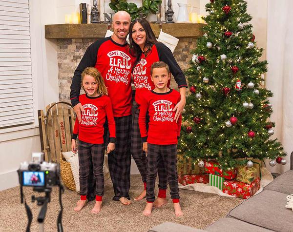 5 Fun Christmas Card Ideas Your Whole Family Will Love!