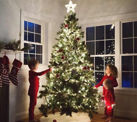 How To Throw A Toddler Christmas Party