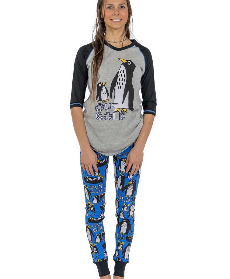 Out Cold Women's Penguin Legging Set
