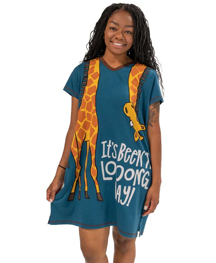 Long Day Giraffe Women's V-neck Nightshirt