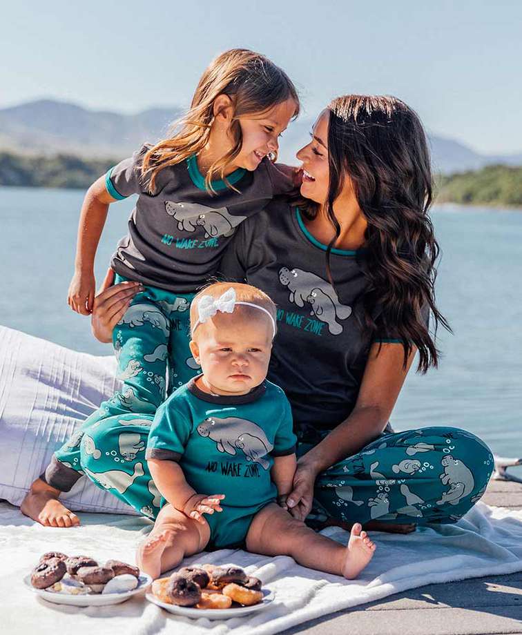 Manatee No Wake Zone Mommy & Me