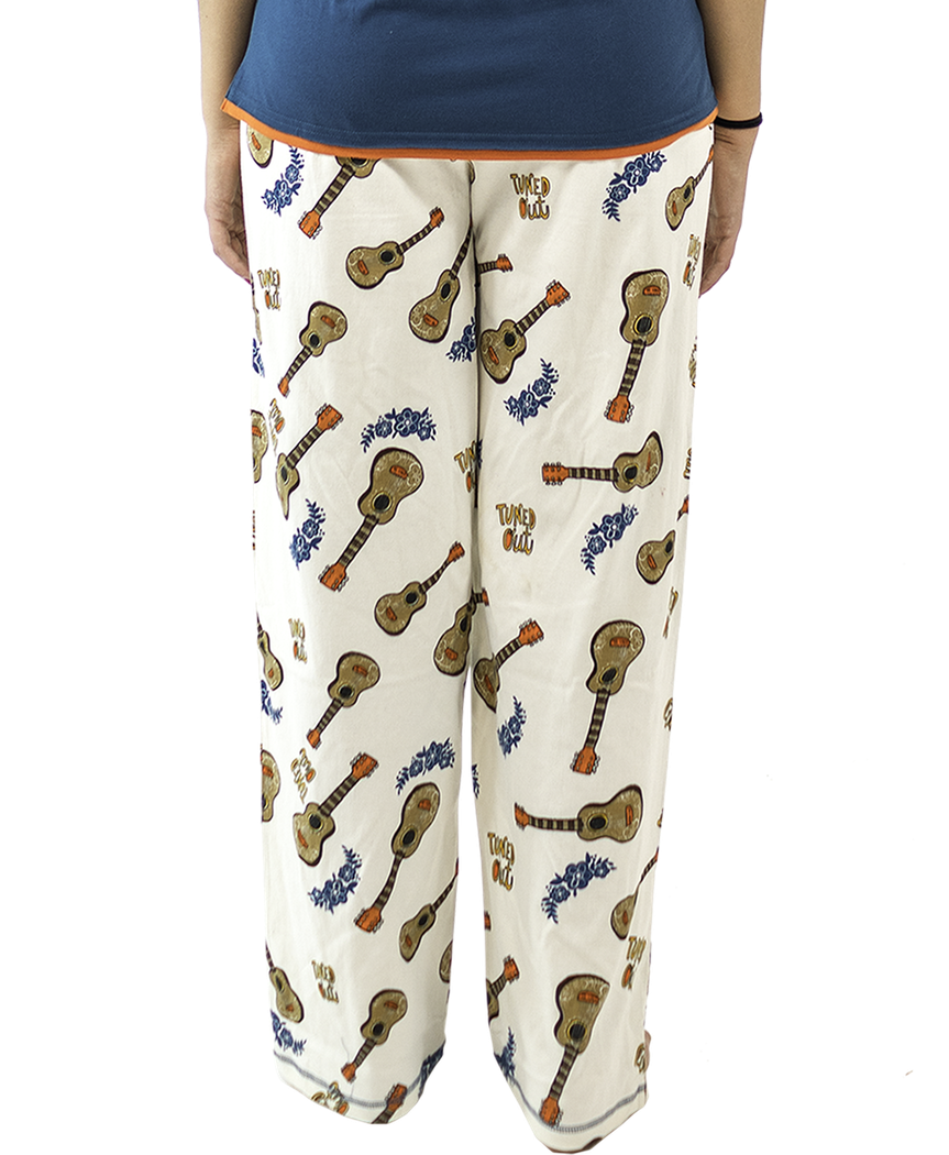 Tuned Out Guitar Women's Regular Fit Pant LazyOne